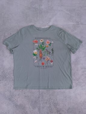 Hogwarts Herbology Graphic Tee - Sage Green